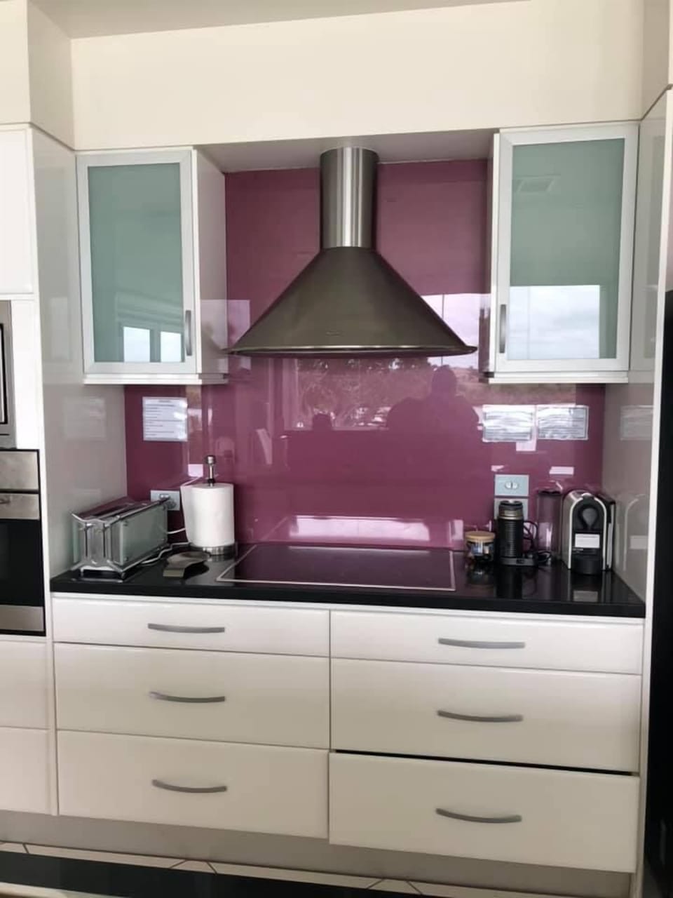 Executive House, Multiple Bedrooms, River View | Private kitchen | Full-size fridge, microwave, oven, stovetop