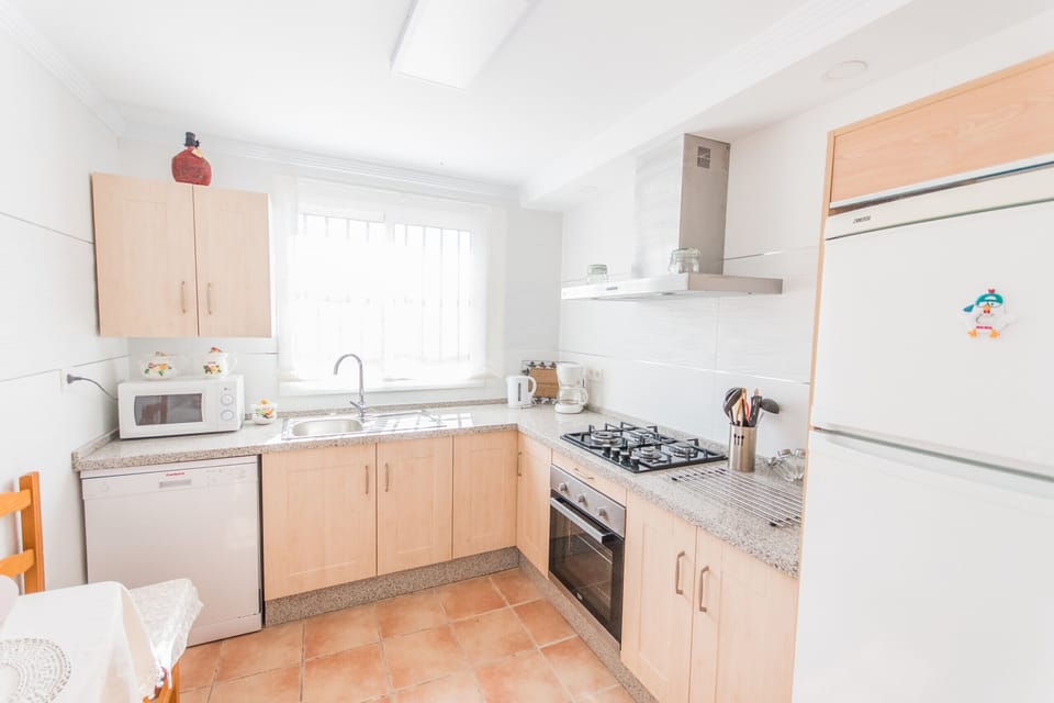 Enjoy the kitchen of this rural house in Alhaurín el Grande