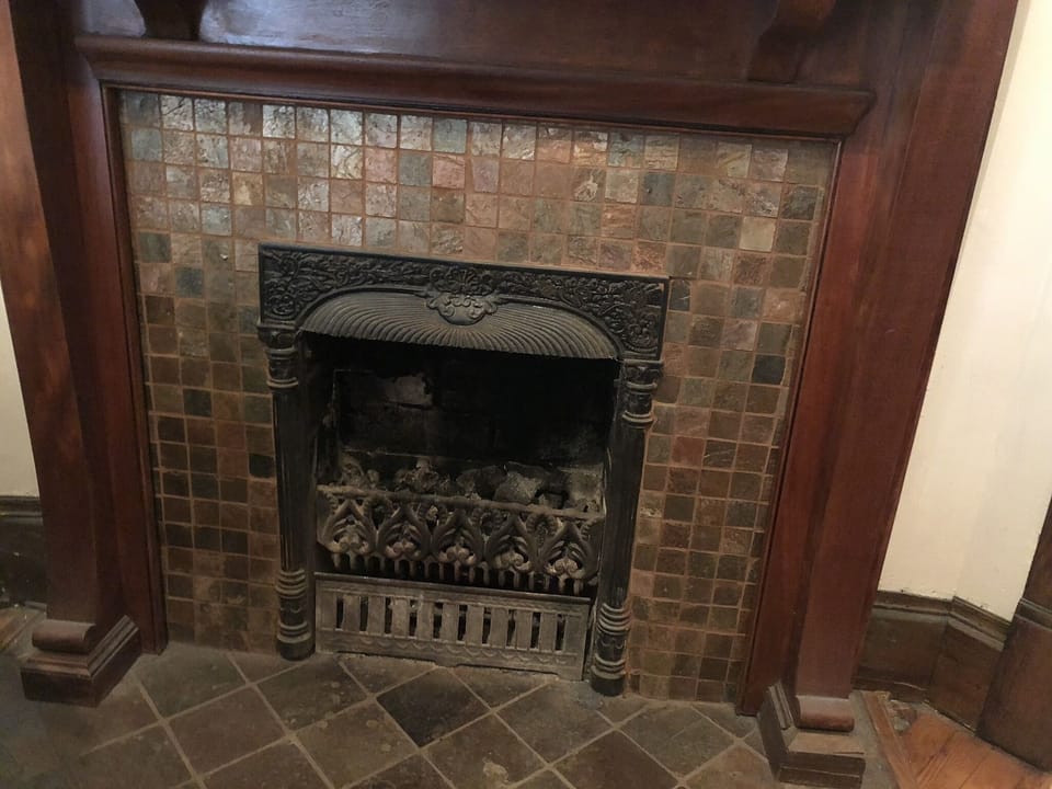 Living room mantle