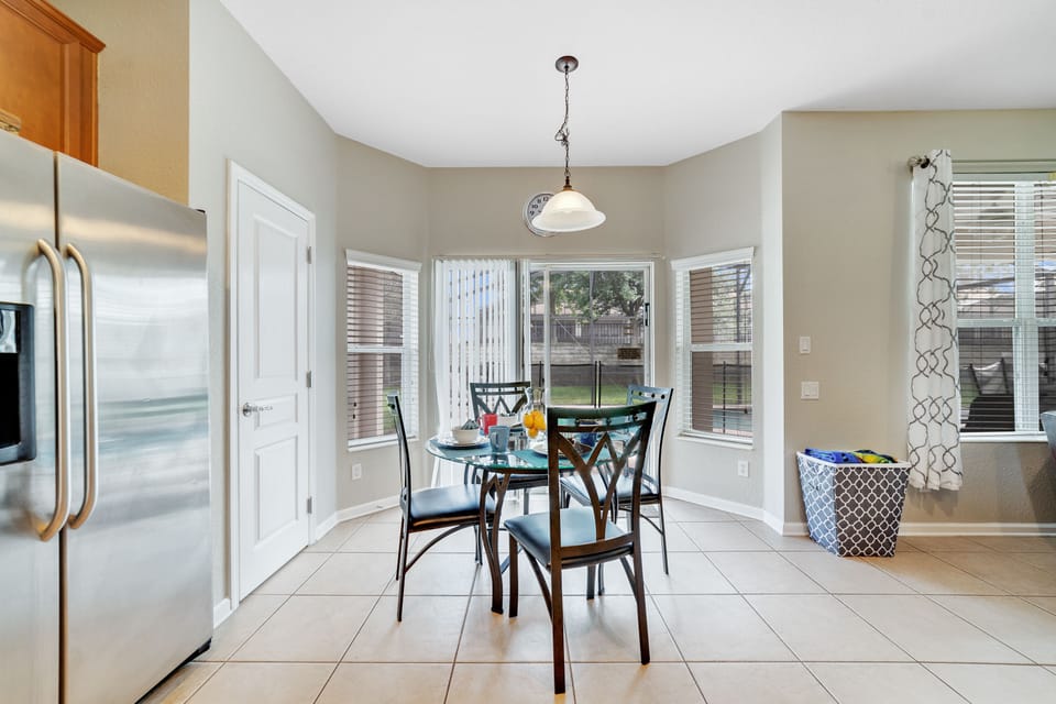 Breakfast nook