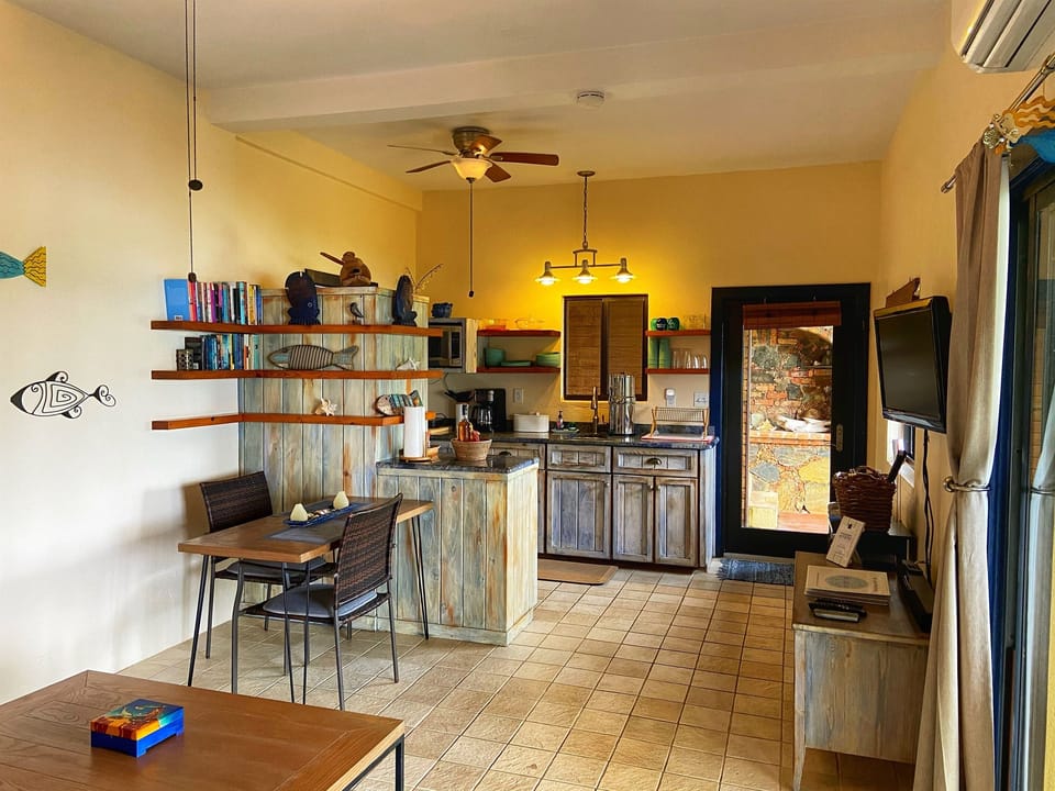 Dining Area and Kitchenette