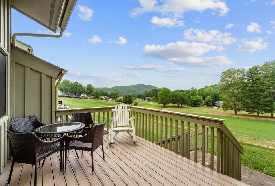 05cbb143 502e 4e70 8c72 41c73e1918e5