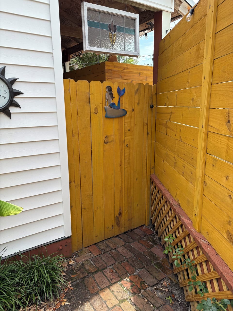 Entrance to the Suite Lime
