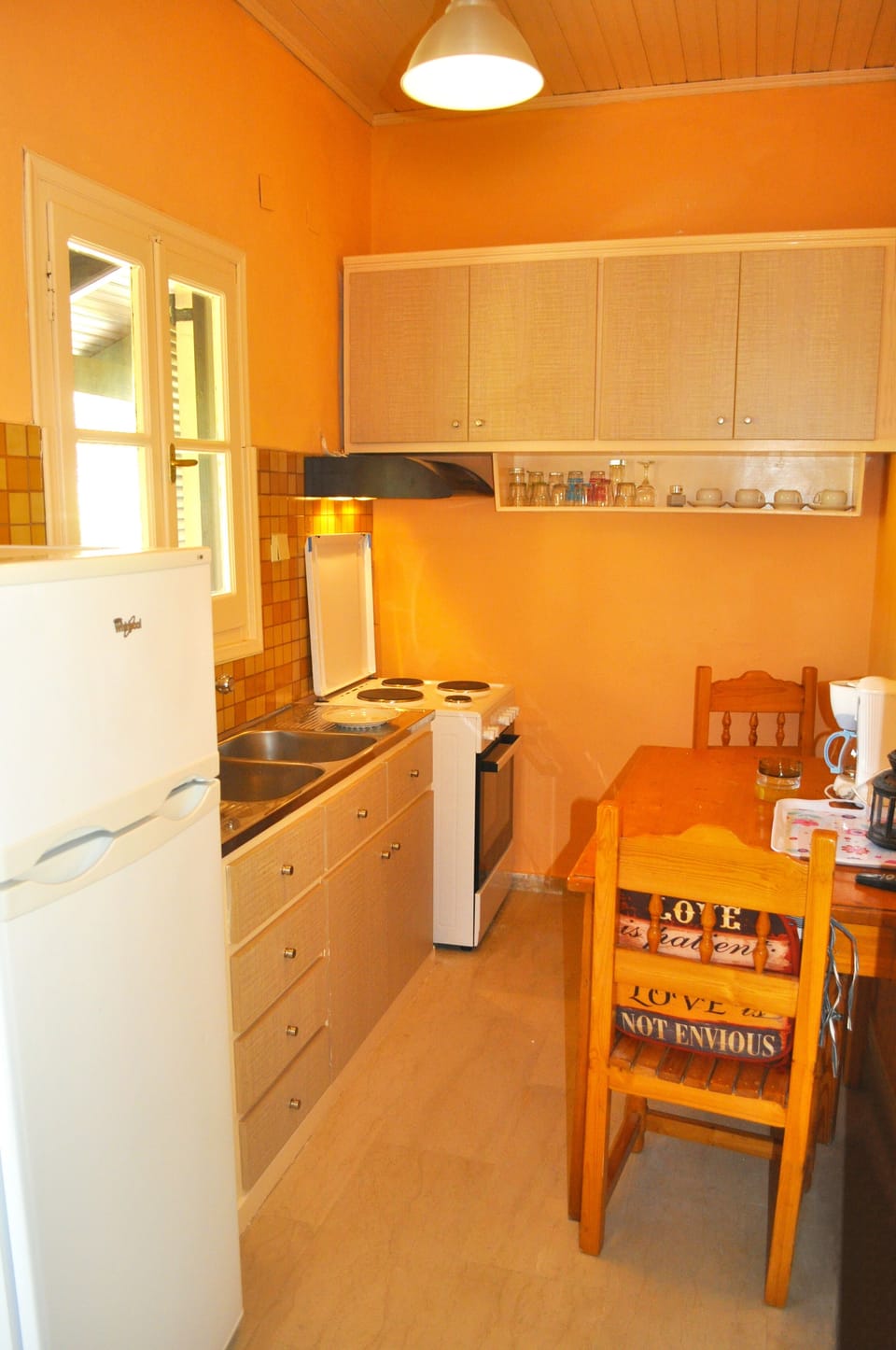Separate, well-equipped kitchen