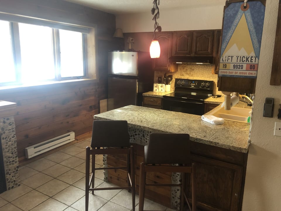 Kitchen and dining area 