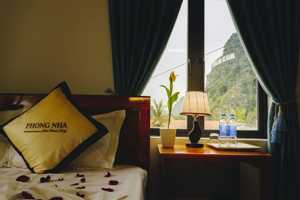 In-room safe, desk, soundproofing, free WiFi