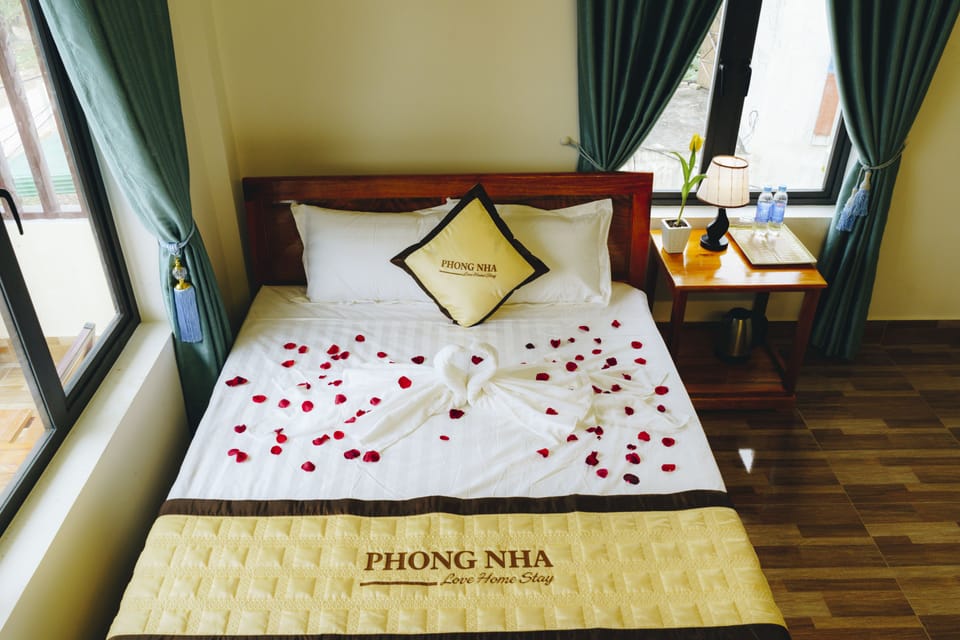 In-room safe, desk, soundproofing, free WiFi