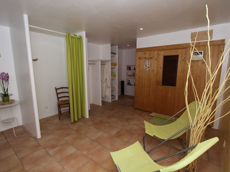 jardin de vies spa, on RV and with extra fee