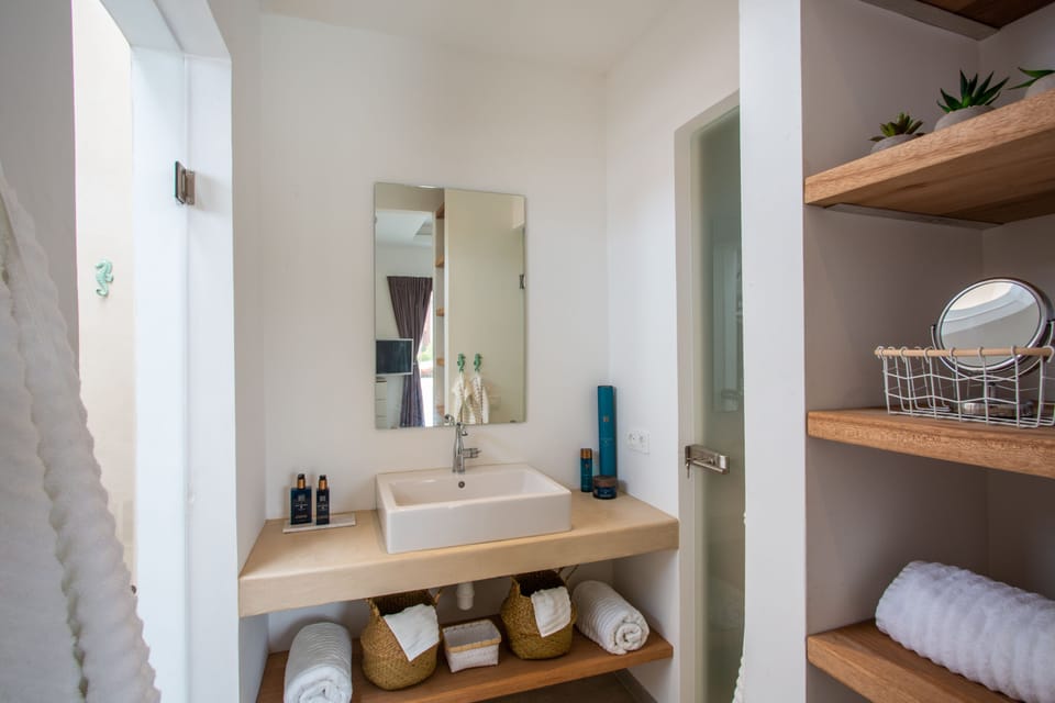Master bath room first floor