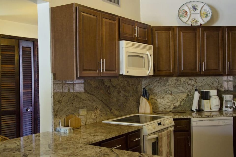 Large Kitchen