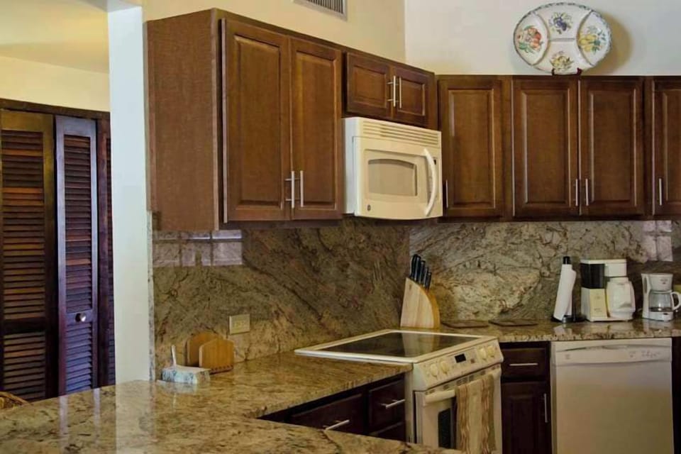 Large Kitchen