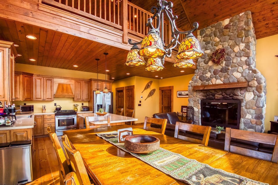 Kitchen flows into the dining area