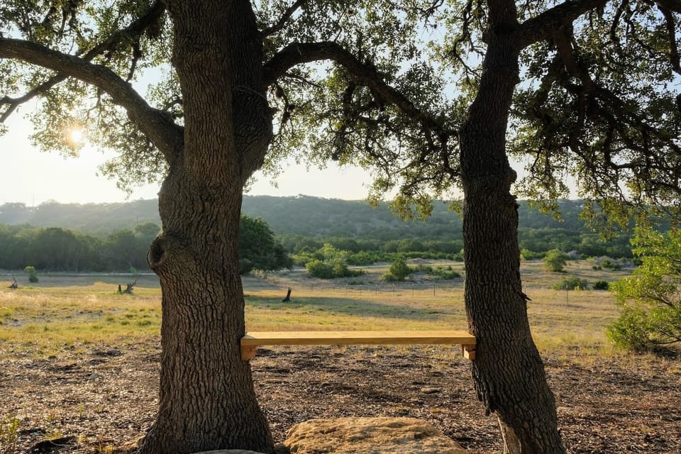 A perfect perch next to the putting green.