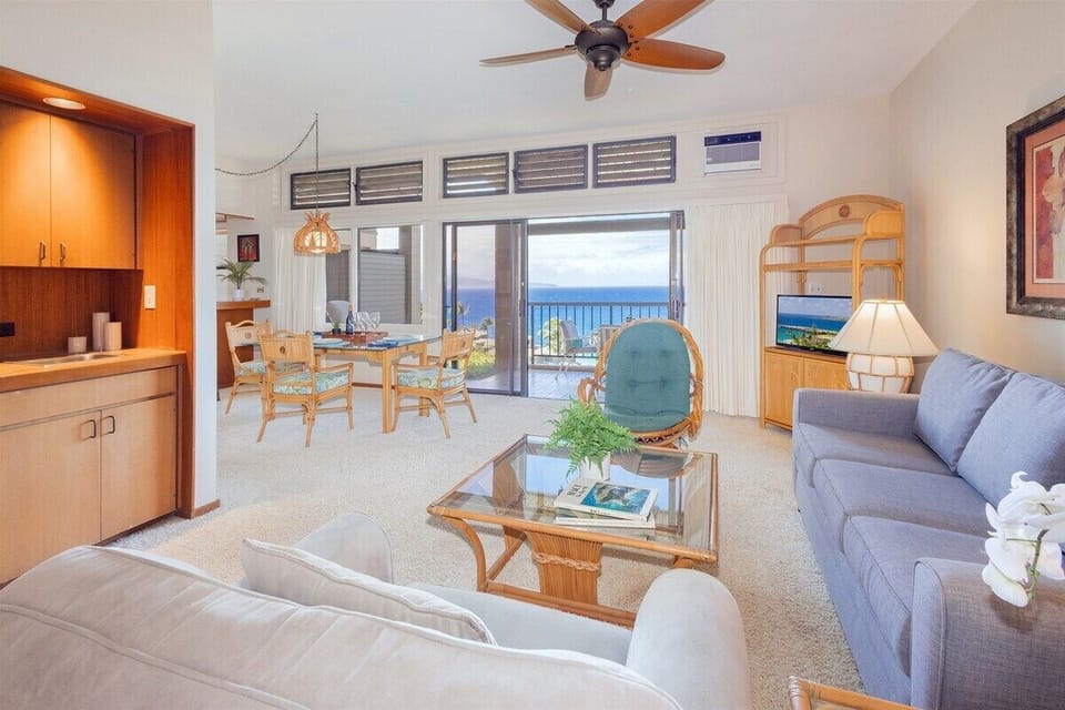 Refined Island-Style Comfort in This One Bedroom, Two Bath Kapalua Retreat