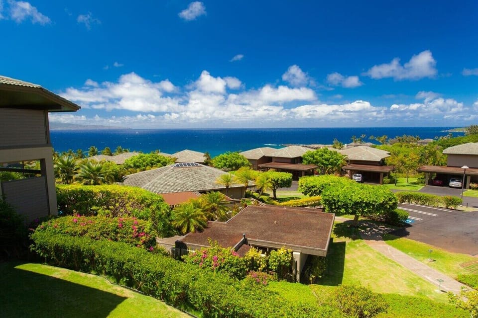 The island of Molokai and the blue Pacific fill the horizon