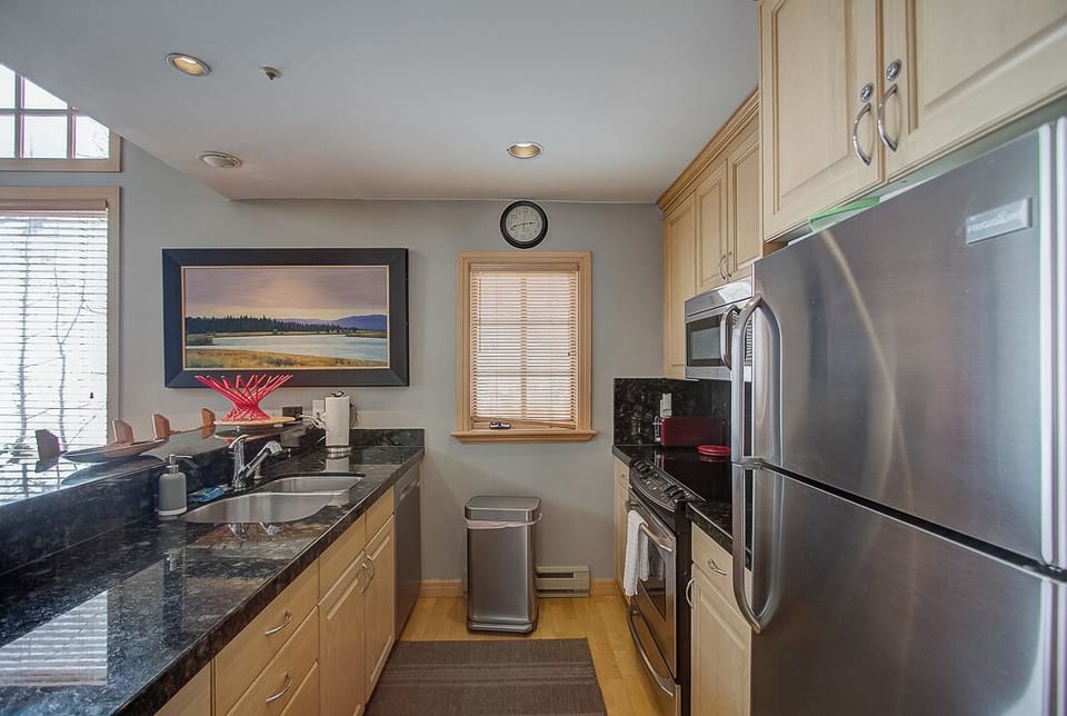 Kitchen 4