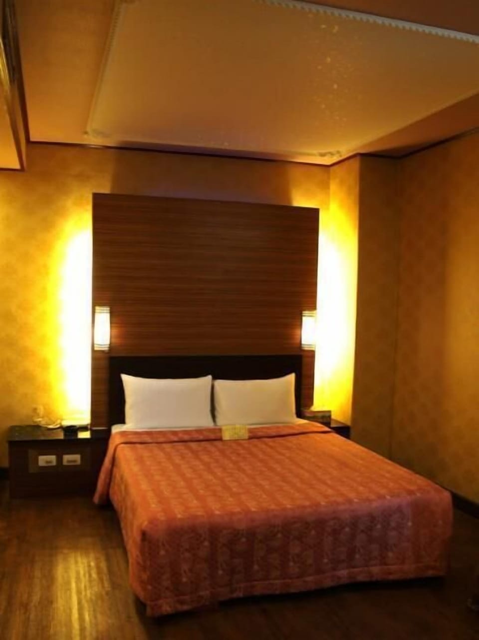Romantic Double Room, 1 Double Bed | Desk, free WiFi, wheelchair access