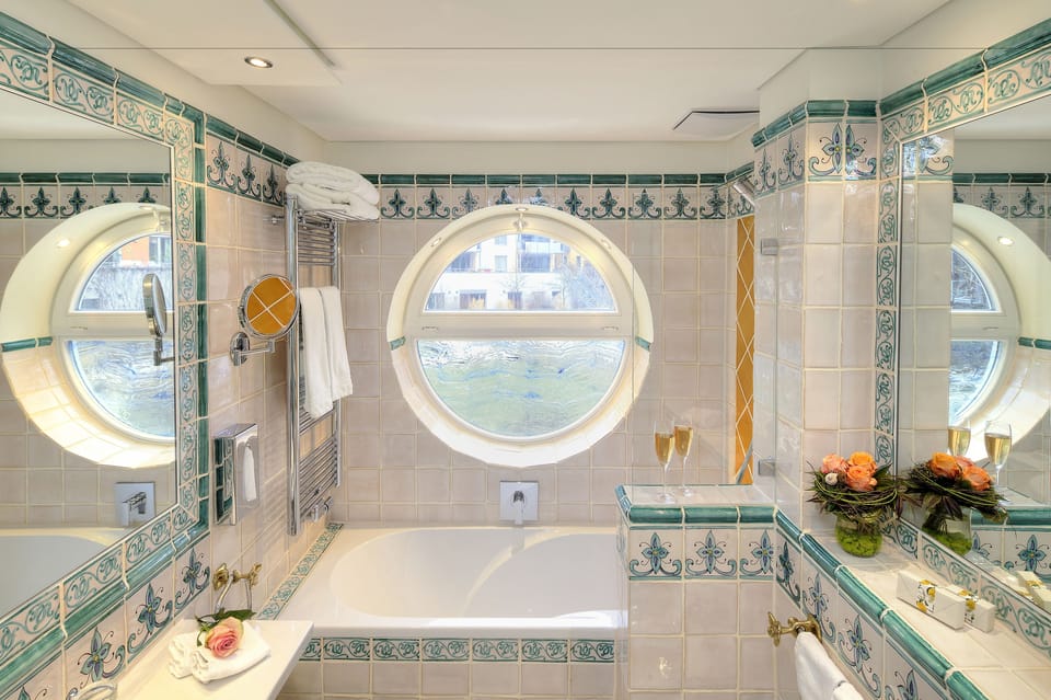 Free toiletries, hair dryer, bathrobes, towels