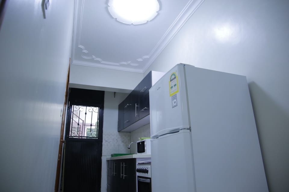 Apartment, 1 Bedroom | Private kitchenette