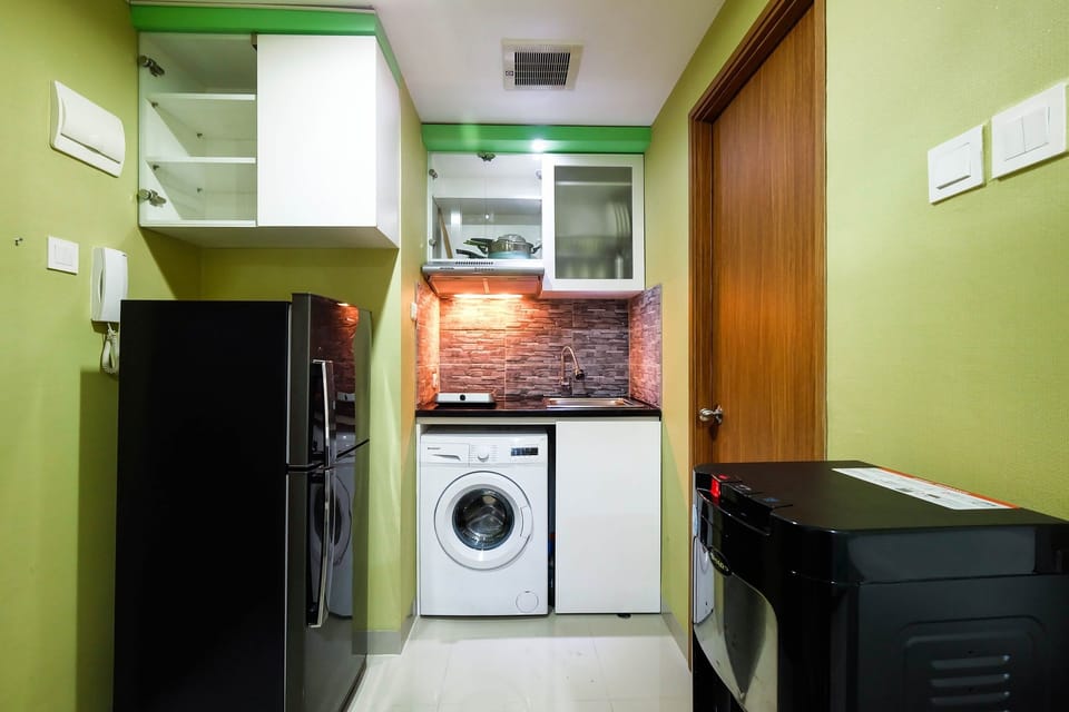 Room | Living area | TV