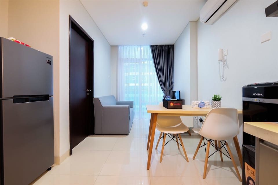 Room | Living area | TV