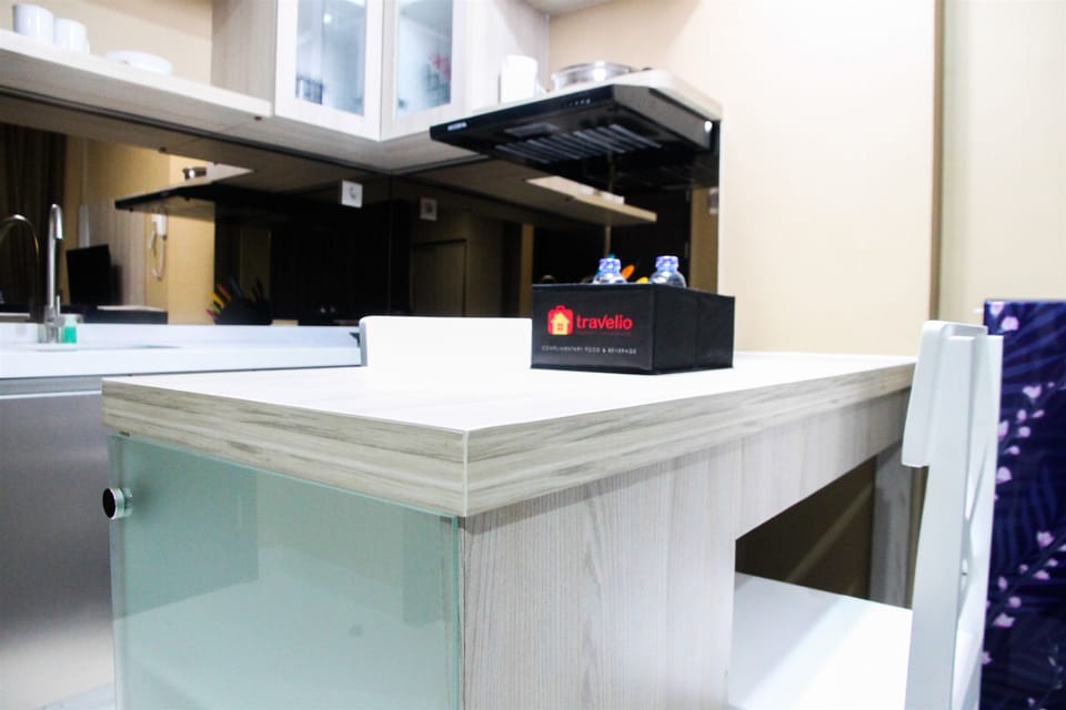 Room | In-room dining