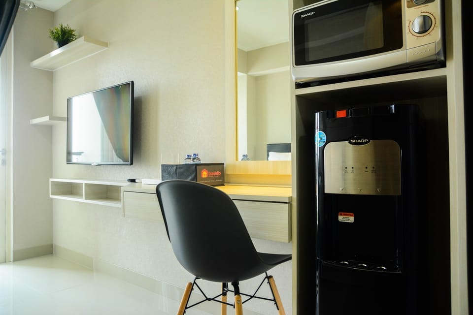 Room | Desk, free WiFi, bed sheets
