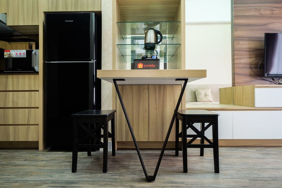 Room | In-room dining