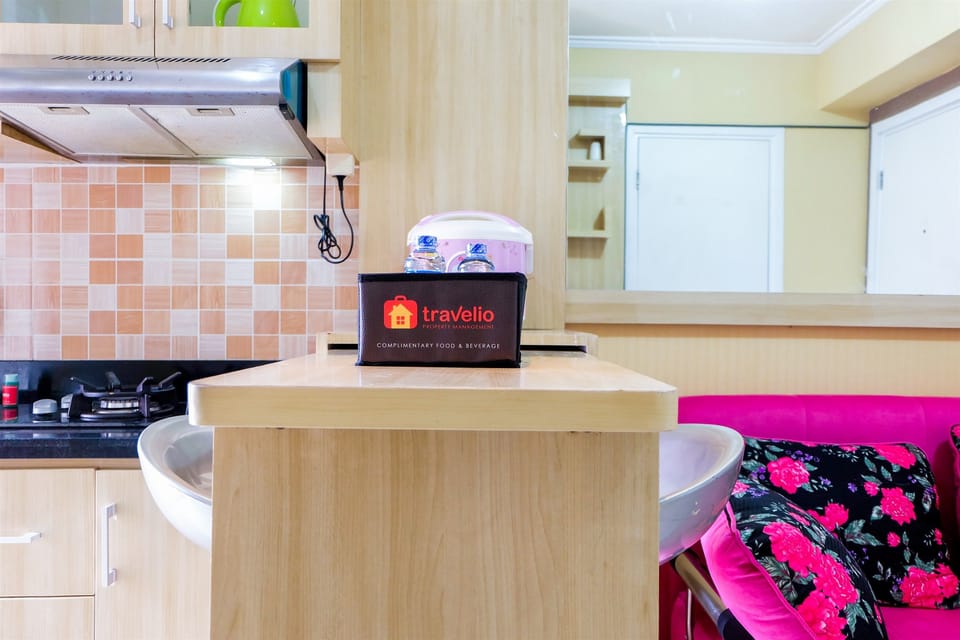 Room | In-room dining