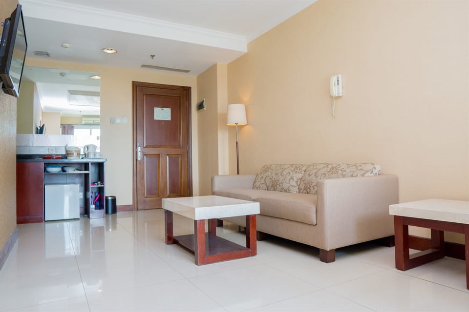 Room | Living area | TV