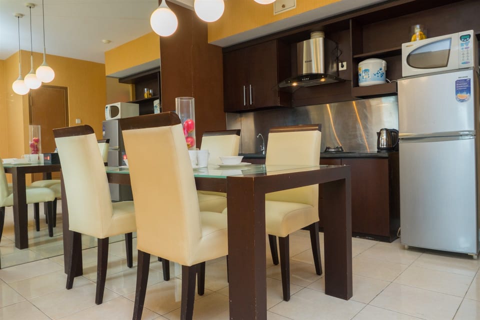 Room | In-room dining