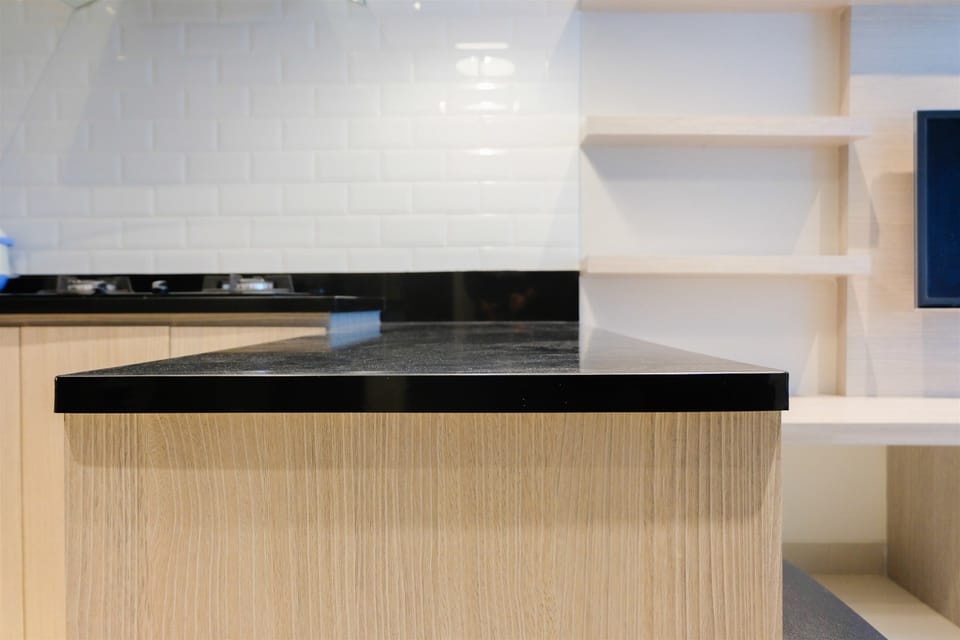 Room | Private kitchen | Fridge, stovetop, electric kettle, cookware/dishes/utensils