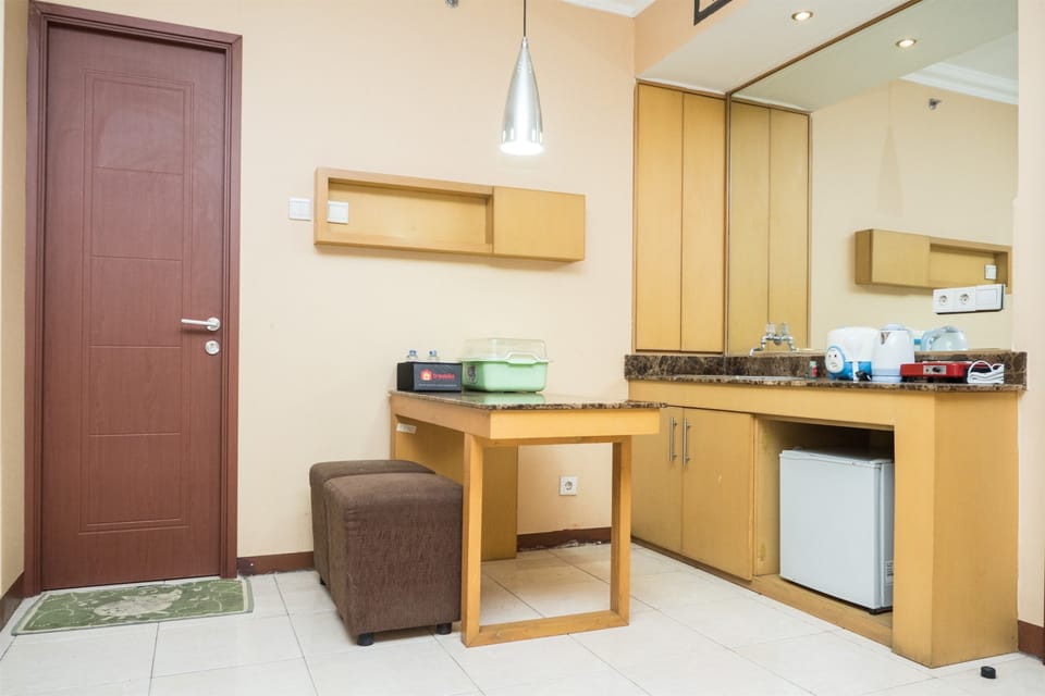 Room | Private kitchen | Fridge, stovetop, electric kettle, cookware/dishes/utensils