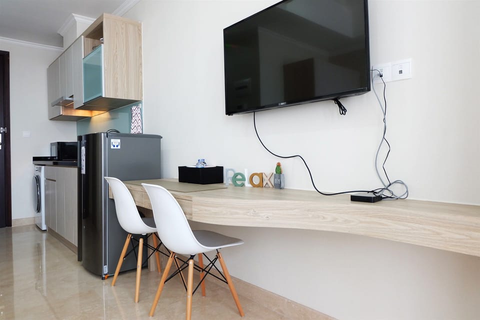 Room | Living area | TV
