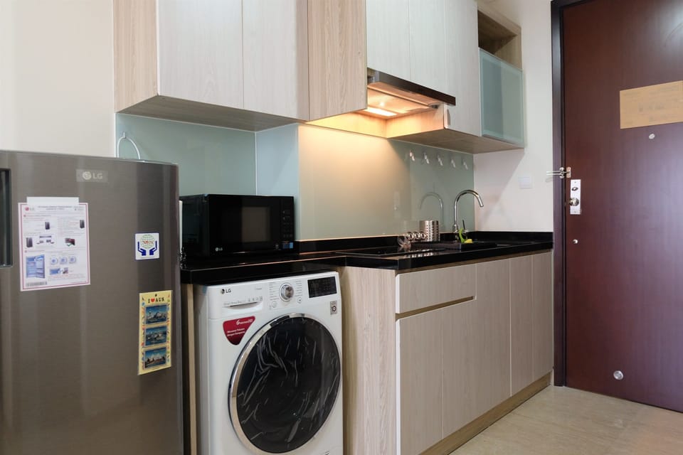 Room | Private kitchen | Fridge, microwave, stovetop, rice cooker