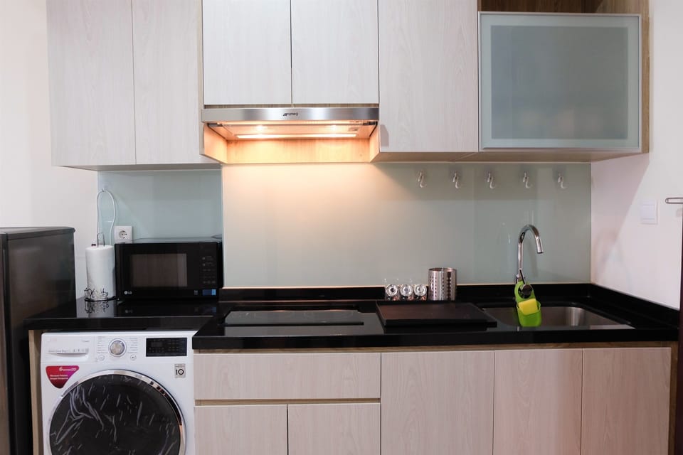 Room | Private kitchen | Fridge, microwave, stovetop, rice cooker