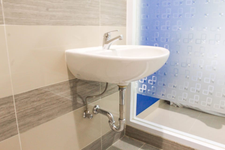 Room | Bathroom sink