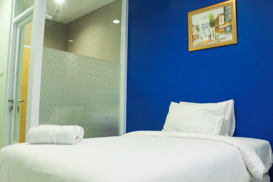 Room | Free WiFi, bed sheets