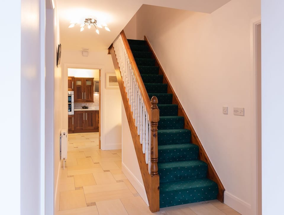 Salmons_Leap_Holiday_Home_ Sneem _Village_ Kerry