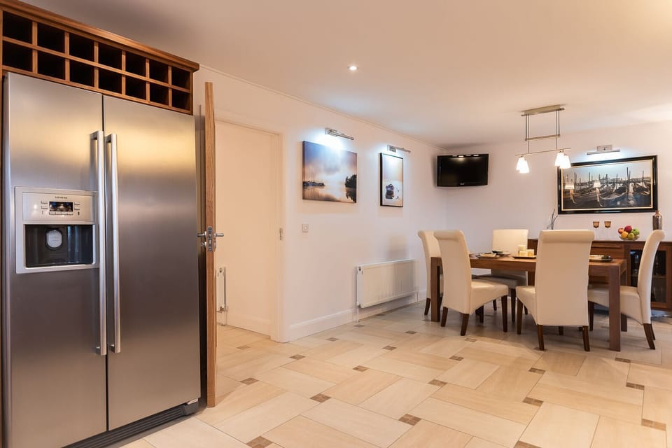 Salmons_Leap_Holiday_Home_ Sneem _Village_ Kerry