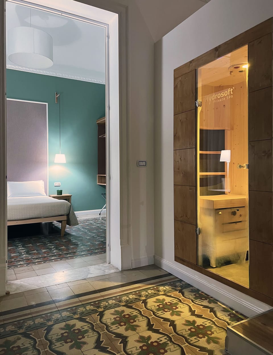Deluxe Suite, Jetted Tub | 1 bedroom, Frette Italian sheets, premium bedding, down comforters