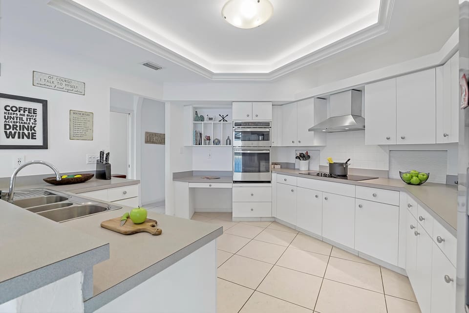 House, Multiple Beds (Serene waterfront home with pool, spa) | Private kitchen | Oven, toaster