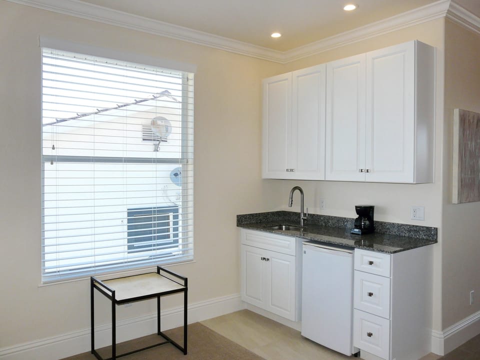 House, Multiple Beds (Pet-friendly waterfront home with hea) | Private kitchenette | Oven, toaster