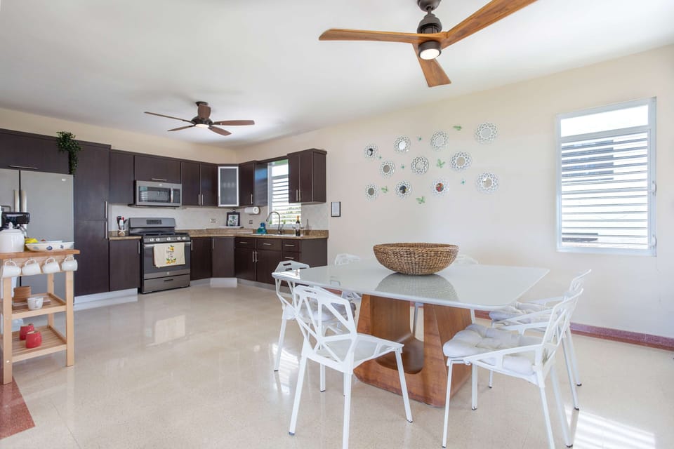 Kitchen and dining areas.
