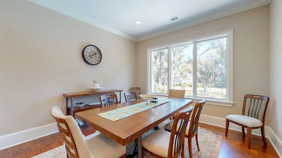 Dining Room with Seating for Six to Eight