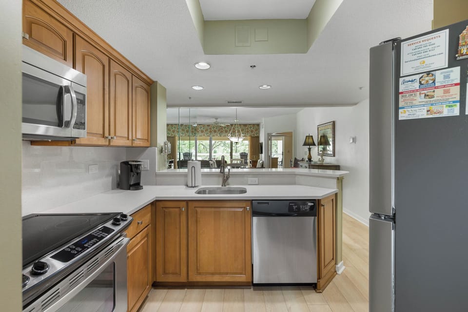 Fully Stocked Kitchen
