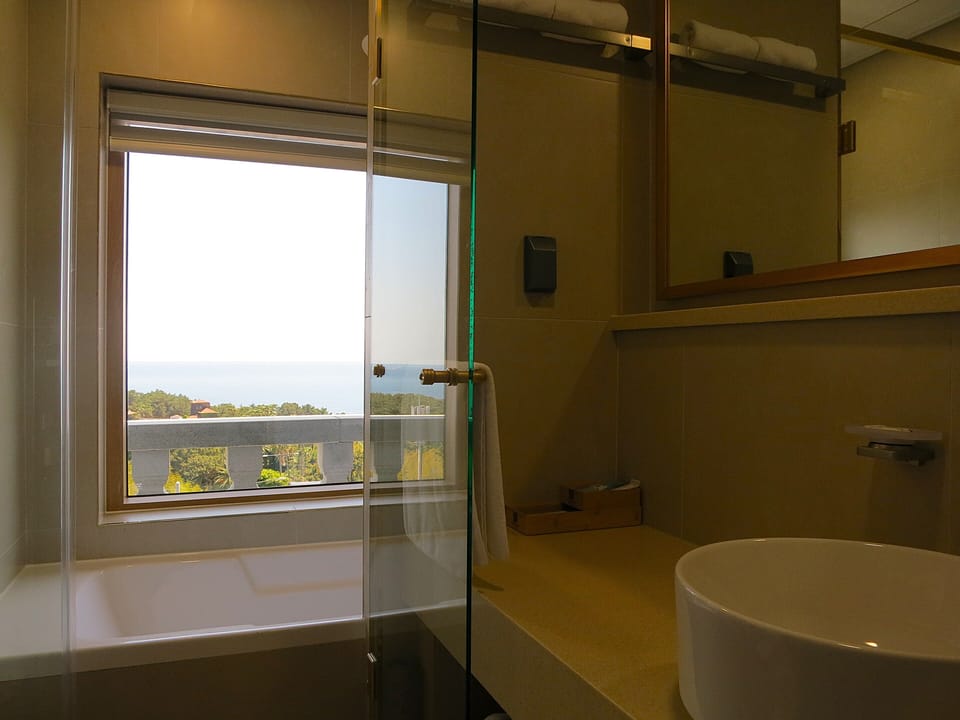 Ocean A | Free WiFi, bed sheets