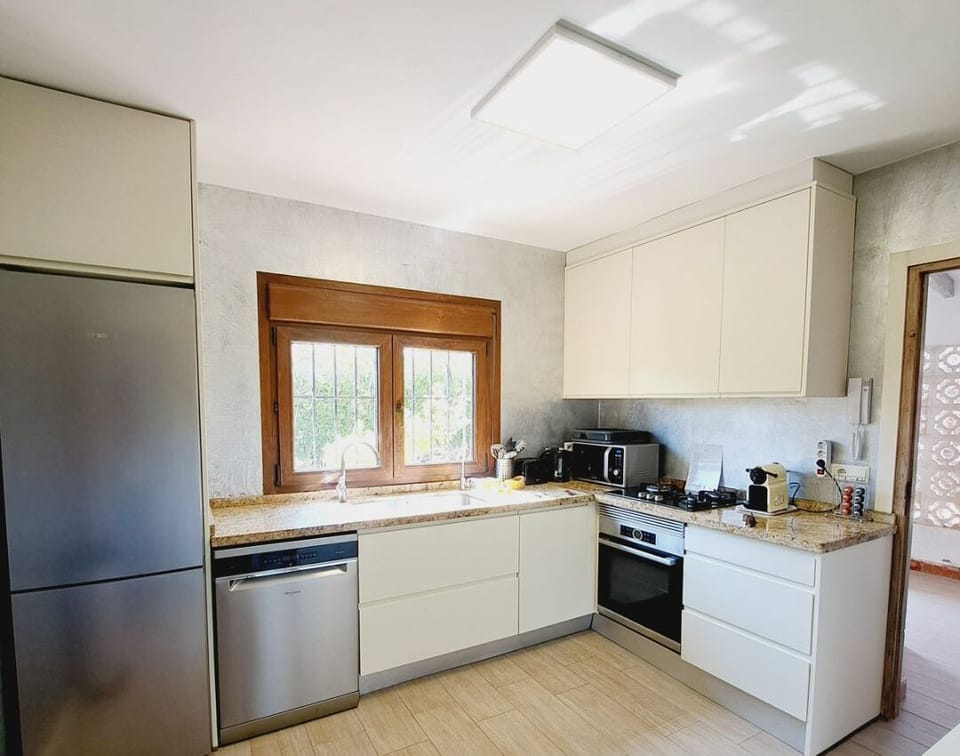 Equipped Kitchen