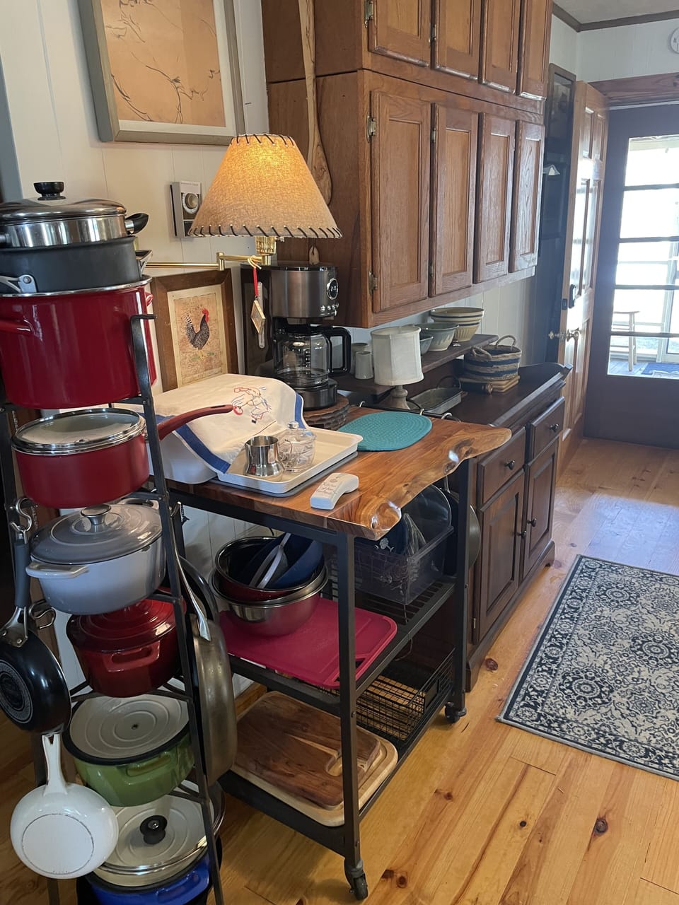 Kitchen pots and pans