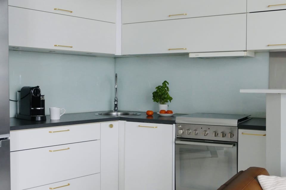 Studio Suite, Sea View | Individually decorated, desk, laptop workspace, blackout drapes